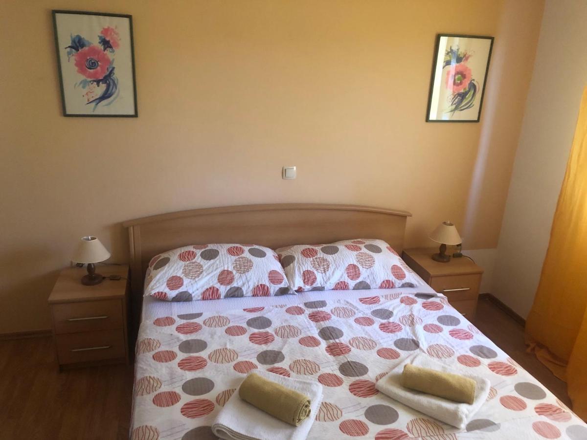 Apartments Fafandjel ราบ ภายนอก รูปภาพ